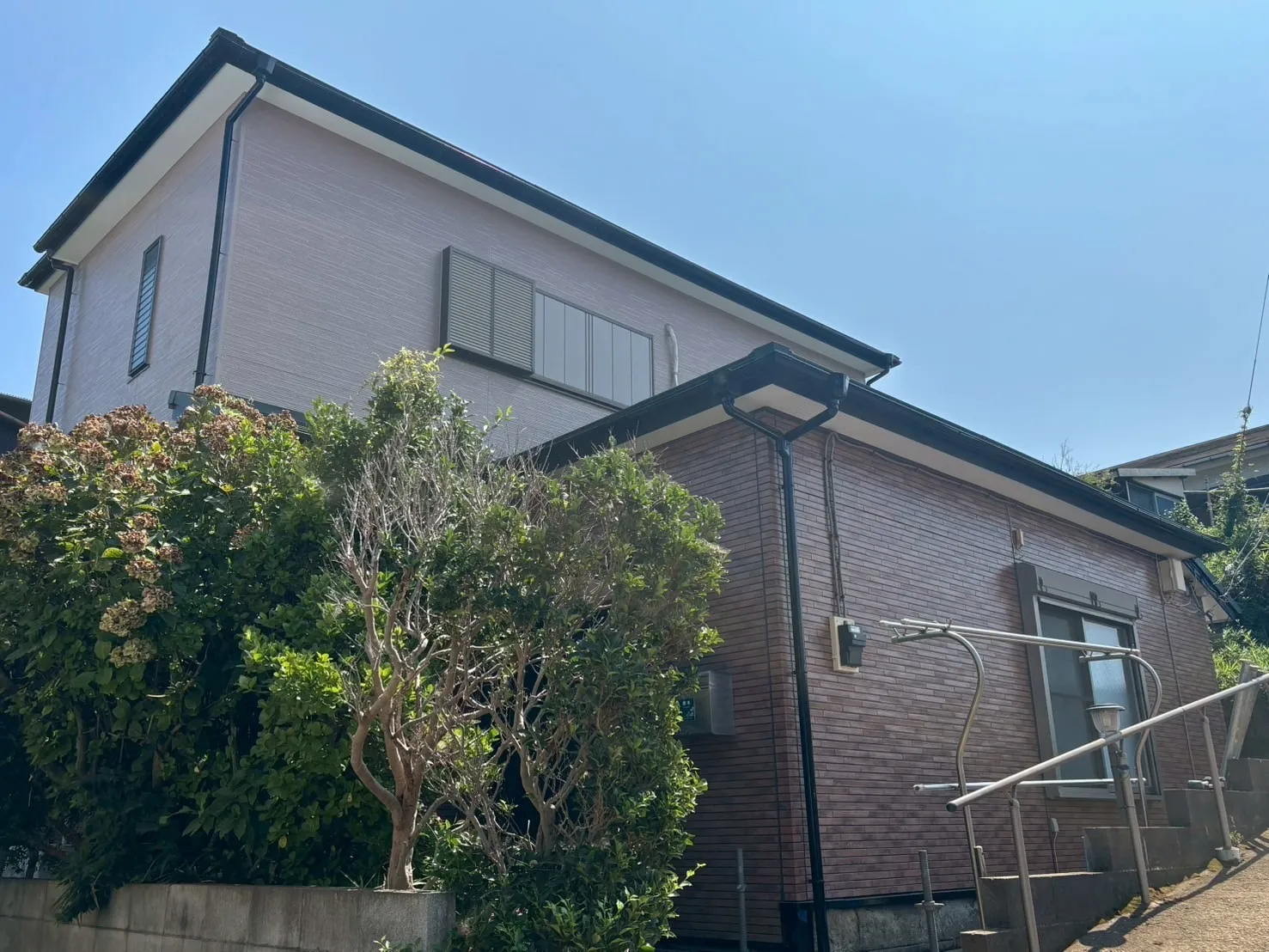三浦市南下浦町　Ｓ様邸　屋根カバー工事・外壁塗装工事
