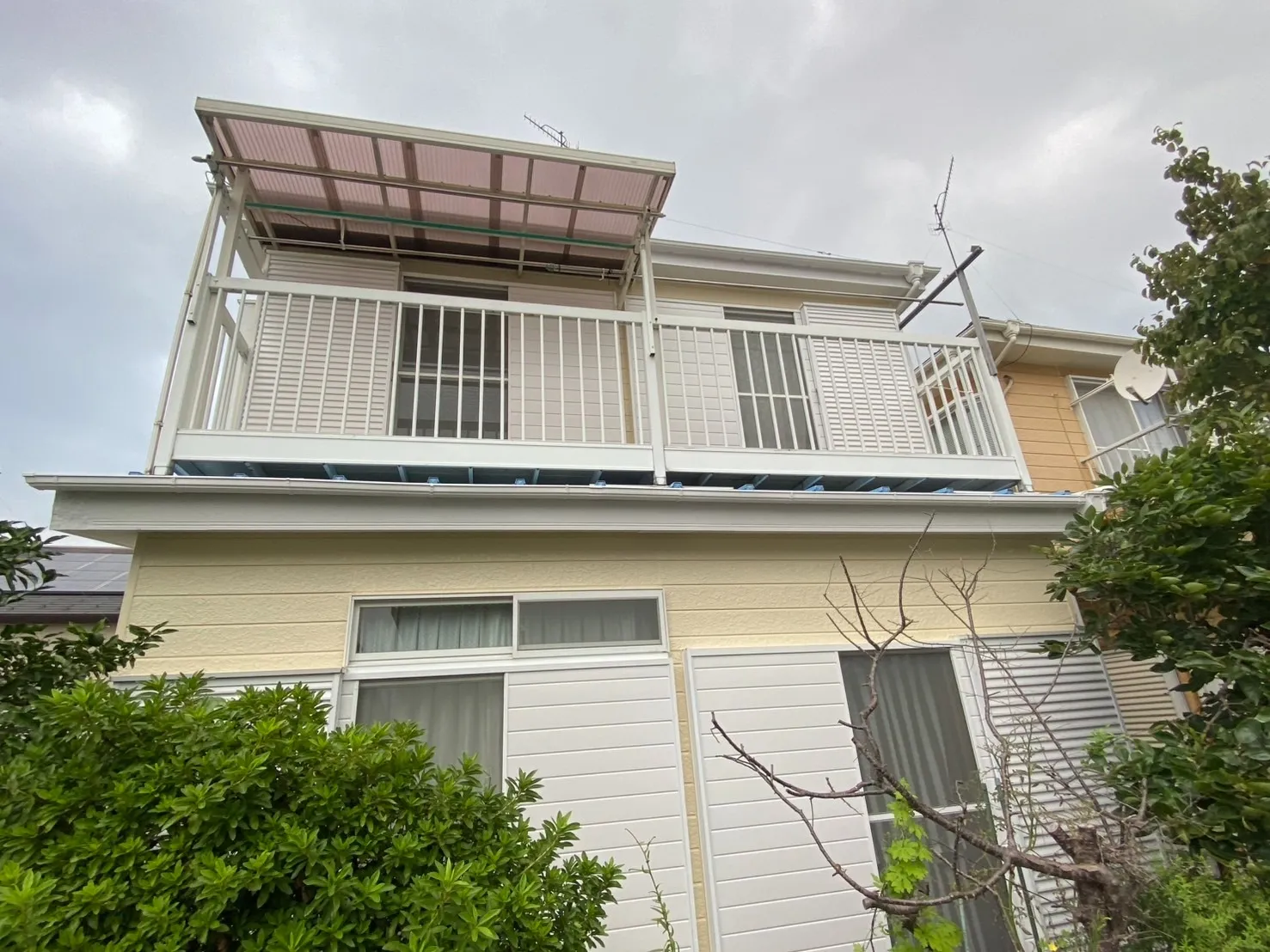 緑区下九沢　H様邸　屋根外壁塗装及び波板交換